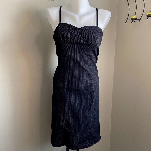 Urban Behavior Sleeveless Black Pinstriped Stretchy Mini/Midi Dress Medium - Picture 1 of 16
